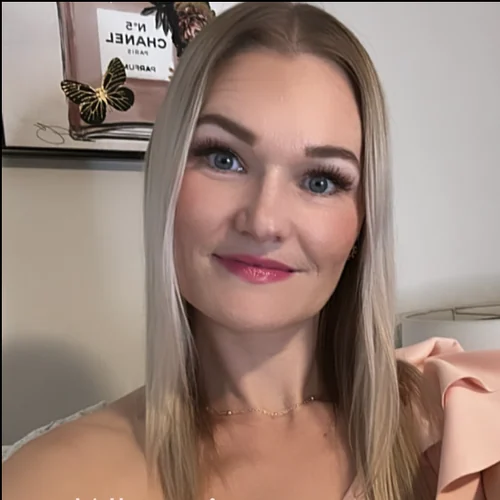 Tia Lynn
